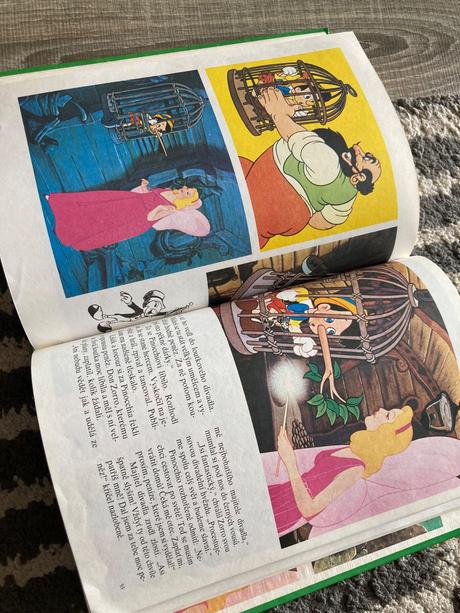 Medvídek pú pinocchio sněhurka walt disney (1991), 