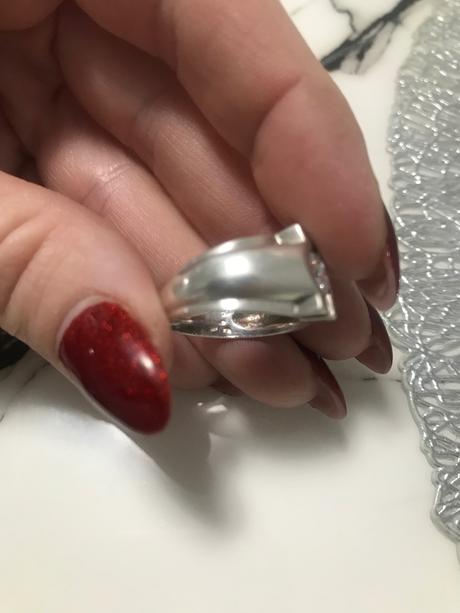 Prsteň strieborny -práve striebro 925,