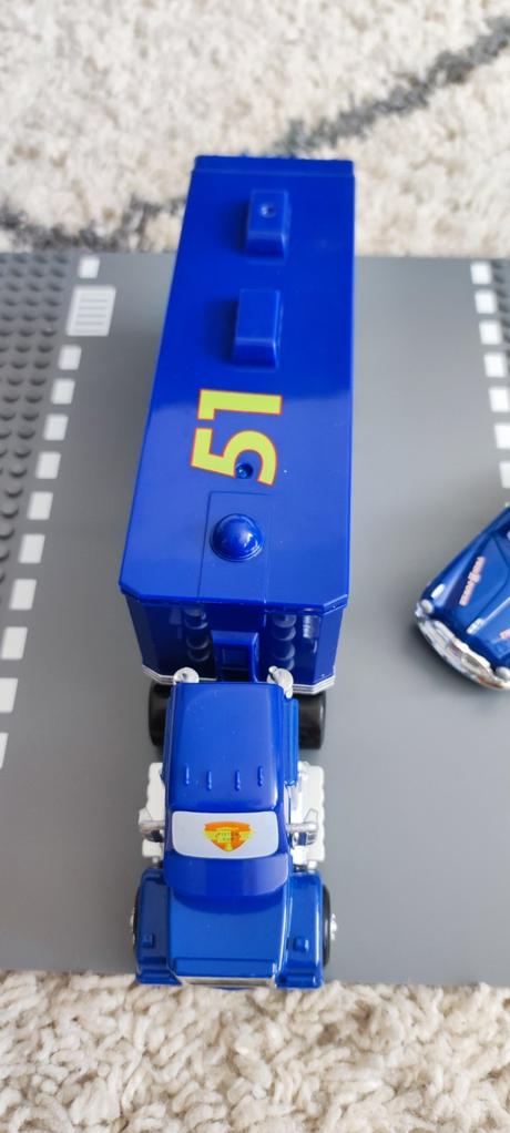 Kamión "hornet" blesk mcqueen cars autá,
