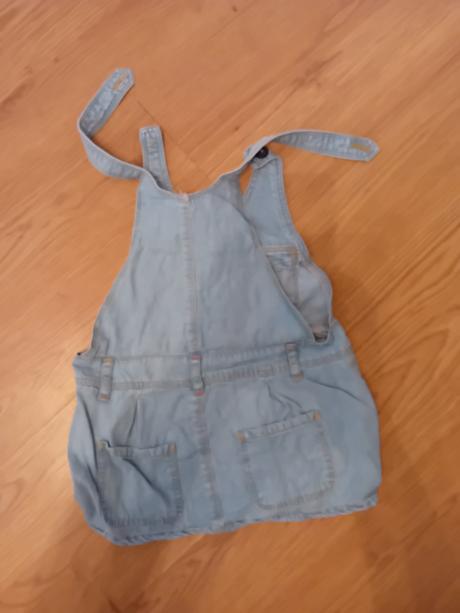 Šaty na traky, zara,98