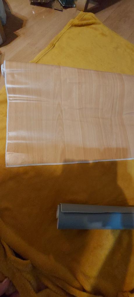 Samolepiaca tapeta/fólia,