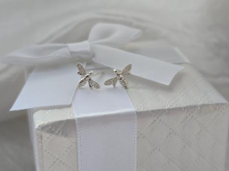 Strieborné náušnice včielky, 