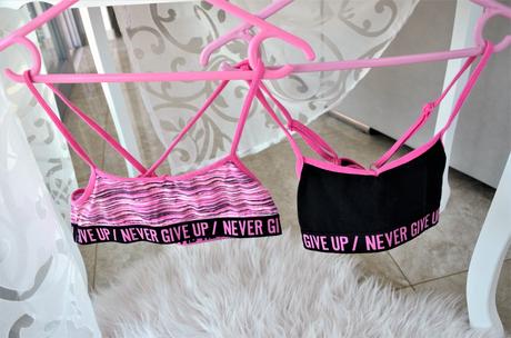 2x športová podprsenka-128/134, takko,128