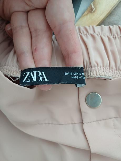 Letné gate, zara,36