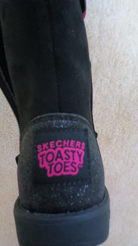 Štýlové, ľahučké teplé čižmy zn. skechers,, skechers,37