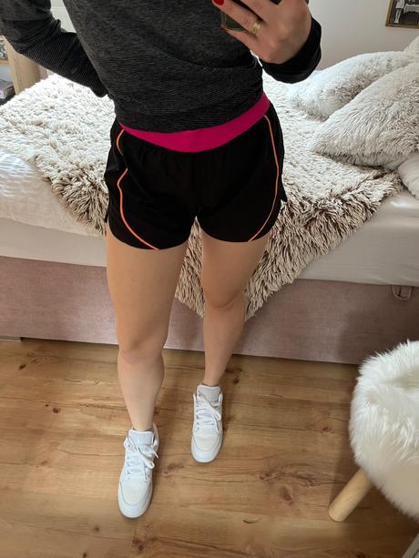 Športove šortky, 34