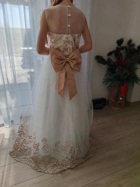 Slávnostné šaty aj na prijímanie, 146 / 152 / 158