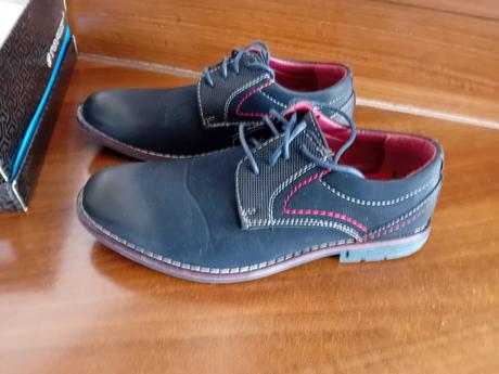 Spoločenské topánky, 39