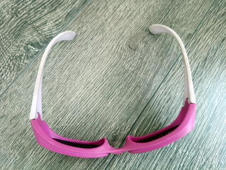 Detské slnečné okuliare na 3-5 rokov / super stav, 