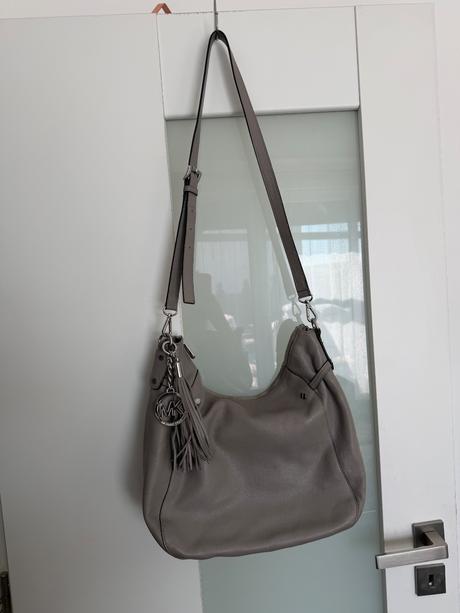 Sivá kabelka michael kors, michael kors