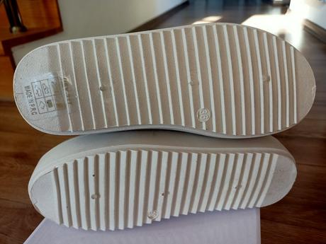 Snehule, veľ. 36, 36