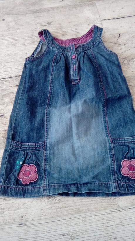 Riflové šatičky, 116