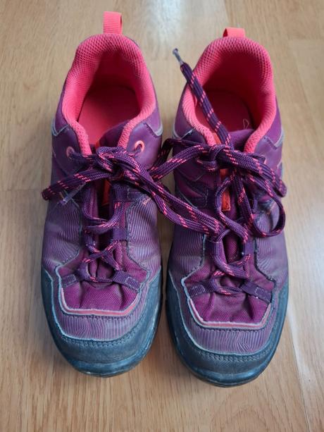 Trekové tenisky, decathlon,35