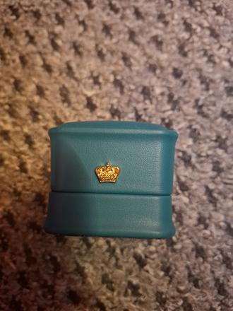 Elegantná krabička na prsteň, 