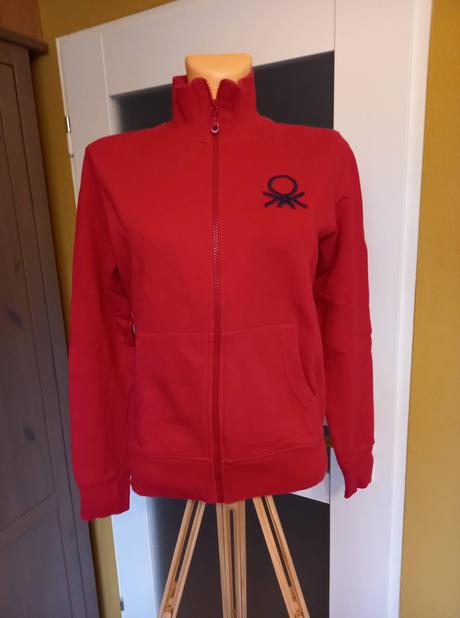 Červená mikina, m