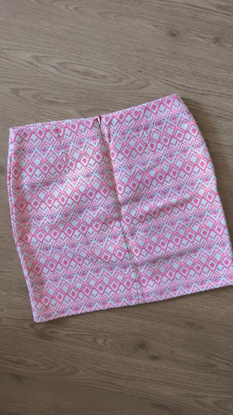 Ružová sukňa veľ.36, camaieu,s