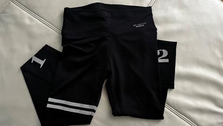 Športové legíny 134/140, reserved,134