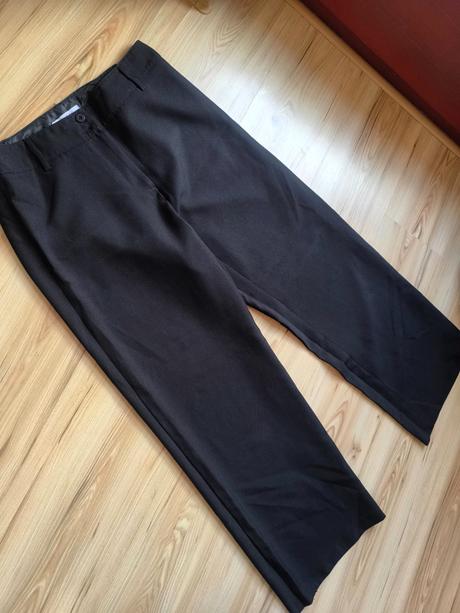 Čierne široké nohavice, l