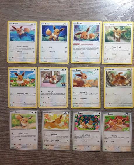 Pokemon karty eevee a evolucie,