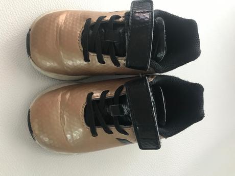 Adidas tenisky, adidas,21