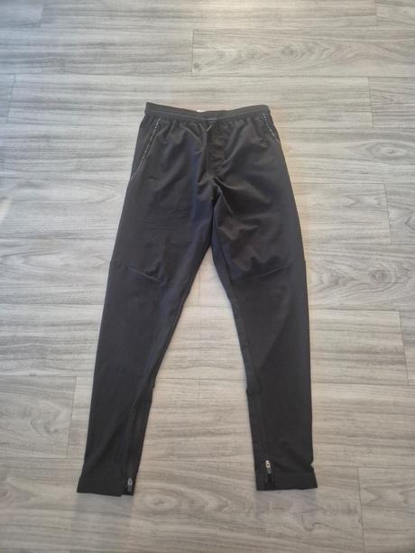 Tepláky, zara,152