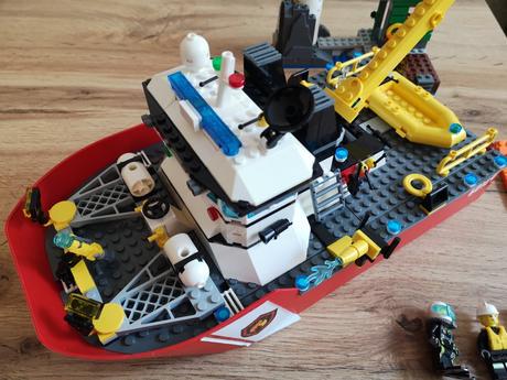 Lego city 60109 hasičský čln / loď,