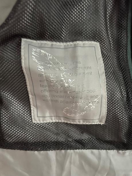 Krásny vetrovkový kabát od betty barclay, 46