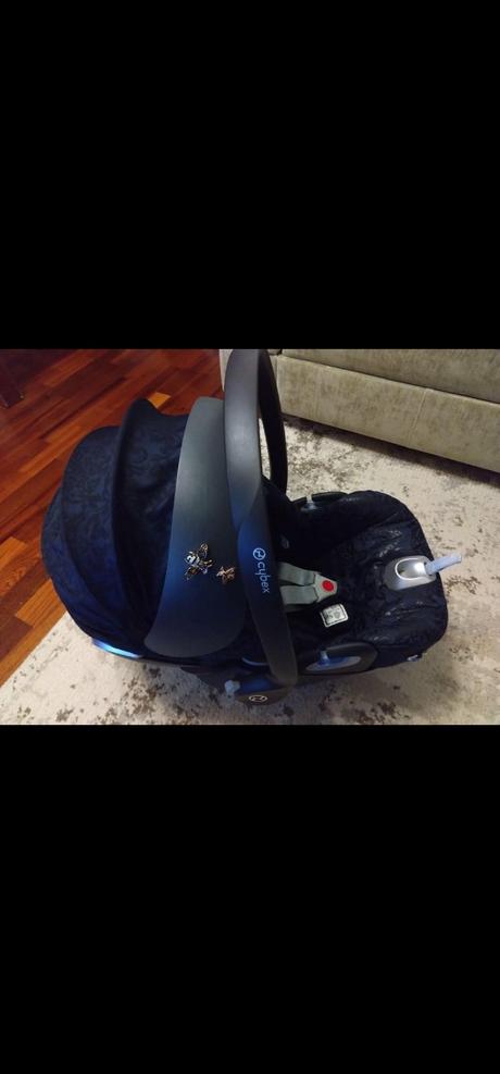 Vajíčko so základňou, cybex