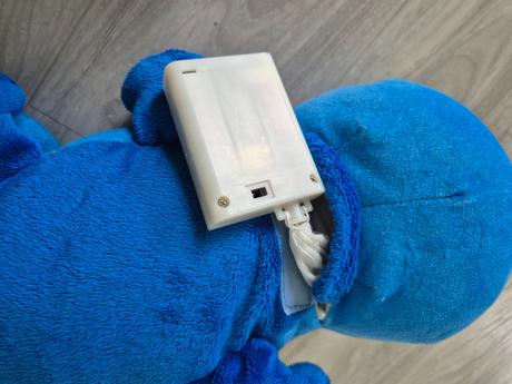 Svietiaci a hrajúci chameleón,