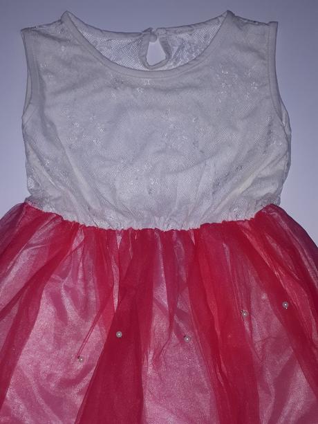 Slavnostne saty, 122