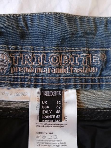 Motorkárske oblečenie, m