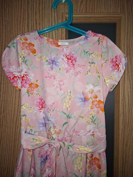 Overal top stav, next,134