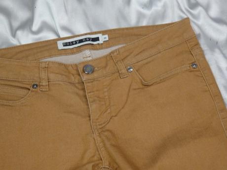 Kvalitné strečové rifle, s