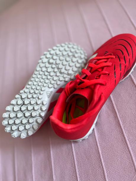 Tarfy na futbal adidas predator, adidas,33