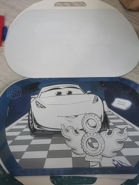 Cestomaľovanie autá,