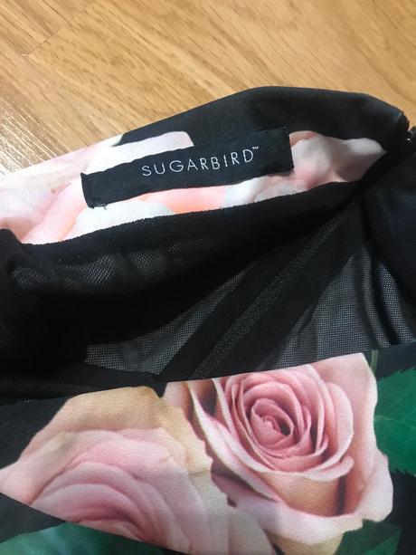 Sukna s ruzami, sugarbird,s