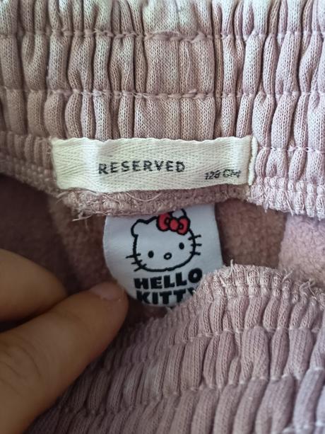 Široké tepláky hello kitty, reserved,128