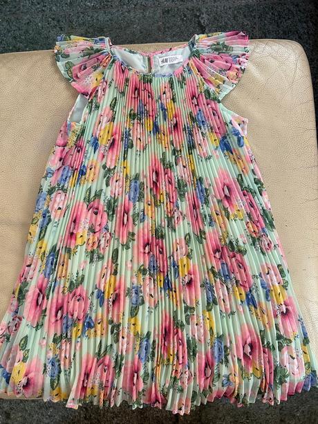 Veselé skladané kvetinkové šaty, h&m,140