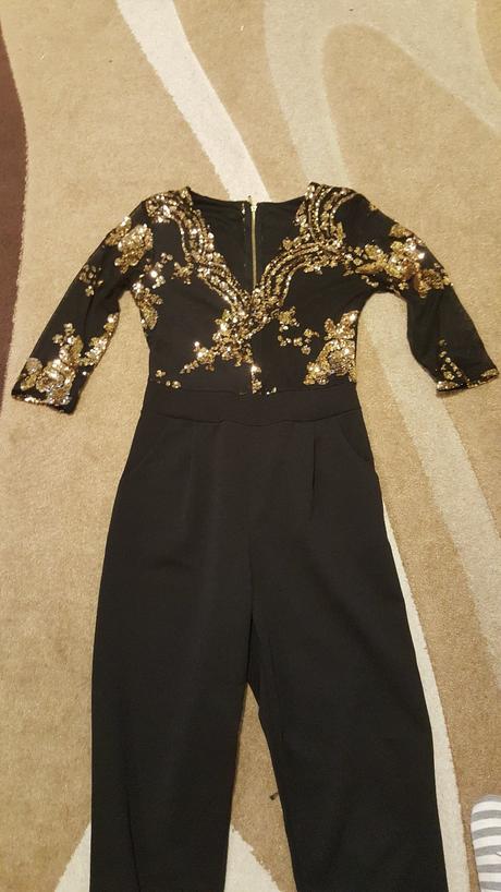 Nádherný elegantny overal, 