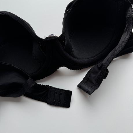 Jemne vystužená podprsenka s kosticou 5573 čierna, 80c / 85c / 90c