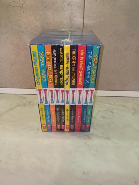 Murderous maths collection x10, 