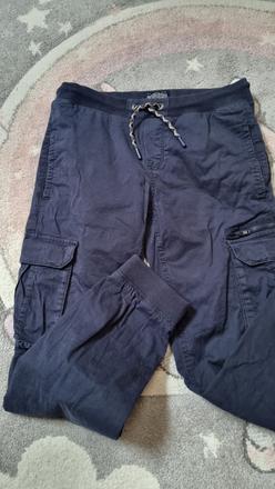 B3588 nohavice, c&a,152