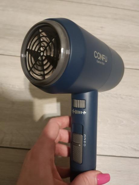Malý fén confu 1800w,