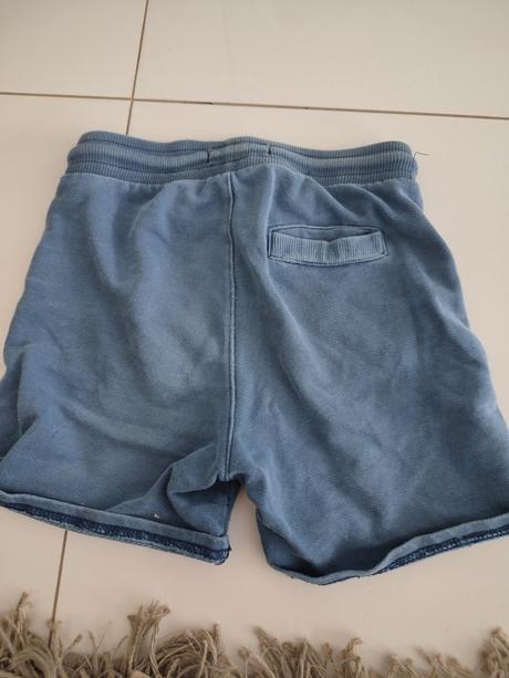 Kraťasy, reserved,92
