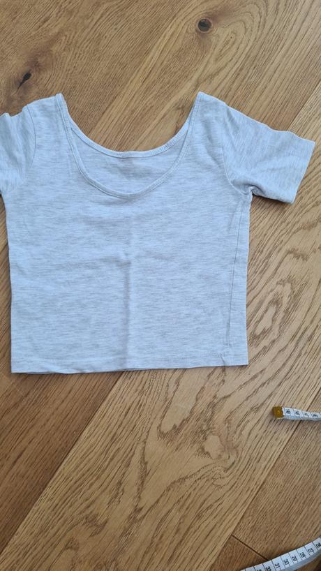 Top s odhalenym chrbtom, reserved,104