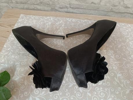 Čierne lodičky, graceland,39