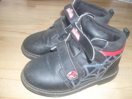 Tenisky spiderman, 29