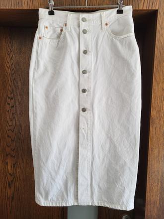 Rifľová bile sukňa, levis,26