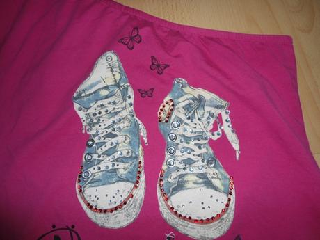 Tmavoruzove tricko - cez rameno, m