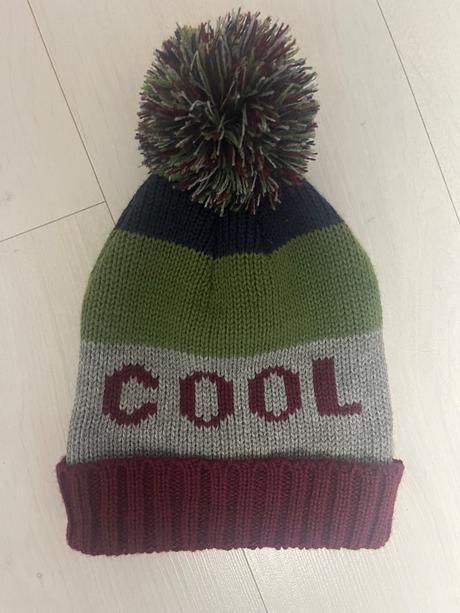 Nenosena čiapka, 116